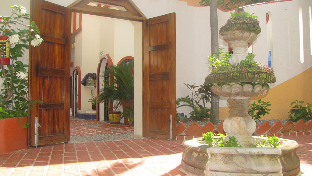 La Paloma Oceanfront Retreat Otel San Patricio Melaque Dış mekan fotoğraf